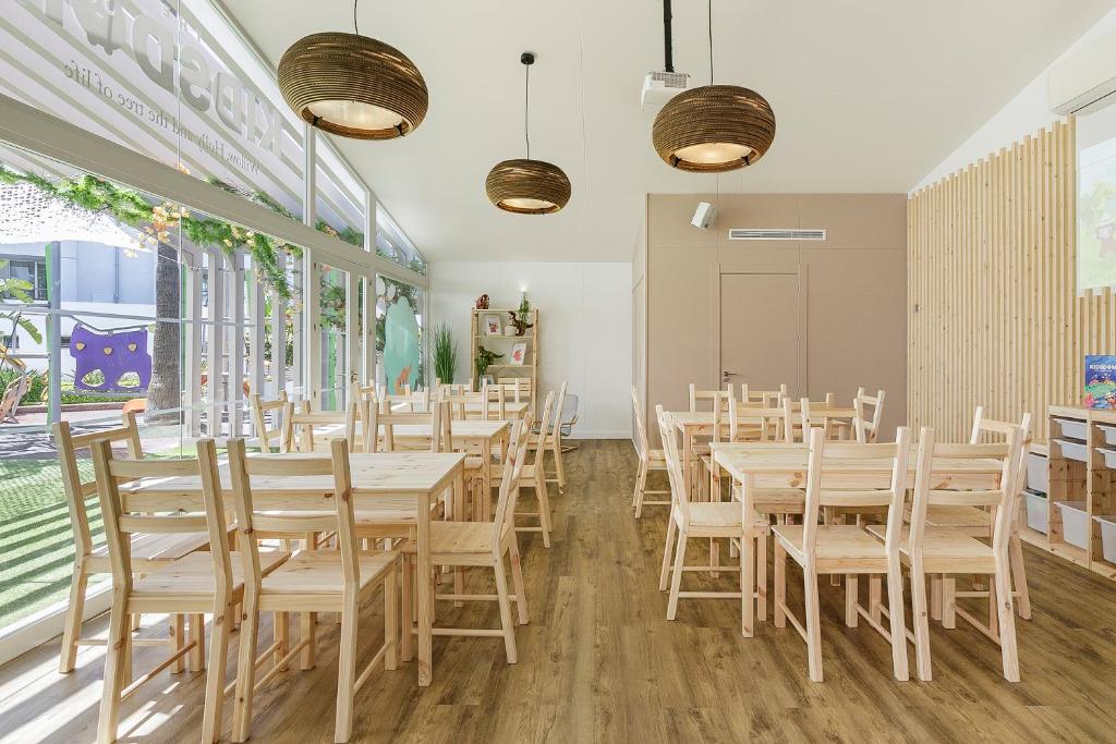 Restauracja lub miejsce do jedzenia w obiekcie Sol Torremolinos - Don Pedro