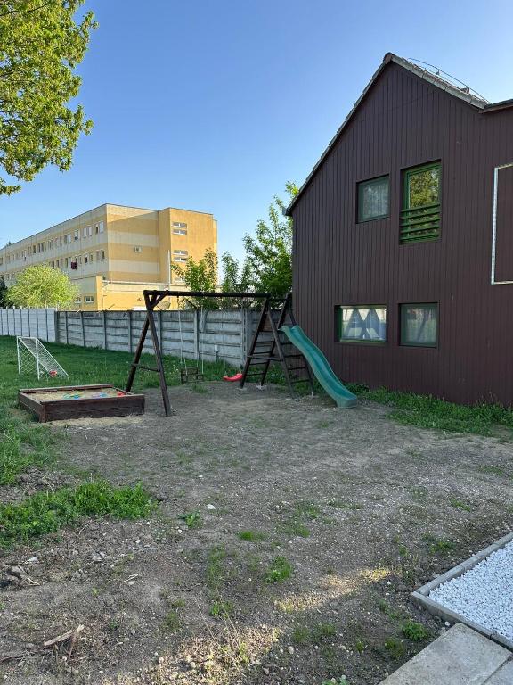 Herní místnost nebo prostor pro děti v ubytování Bamboo Rooms - Studios