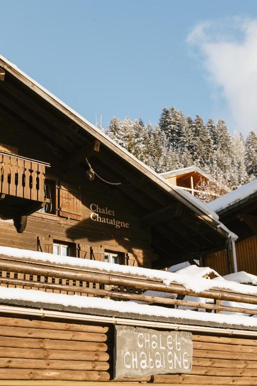 Fotografie z fotogalerie ubytování Chalet Châtaigne - Shared Catered Chalet v destinaci Châtel