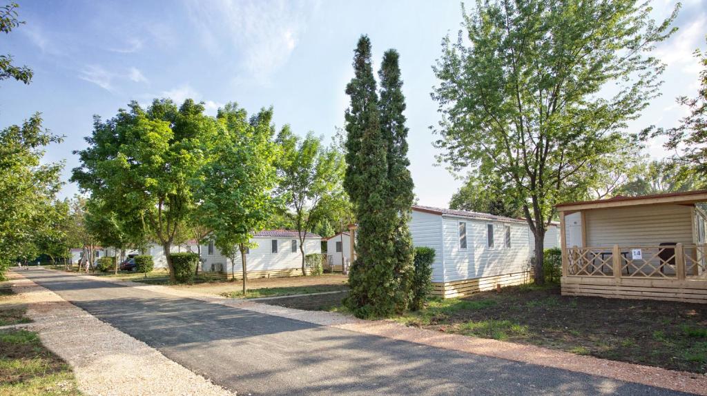 Budynek, w którym mieści się apartament