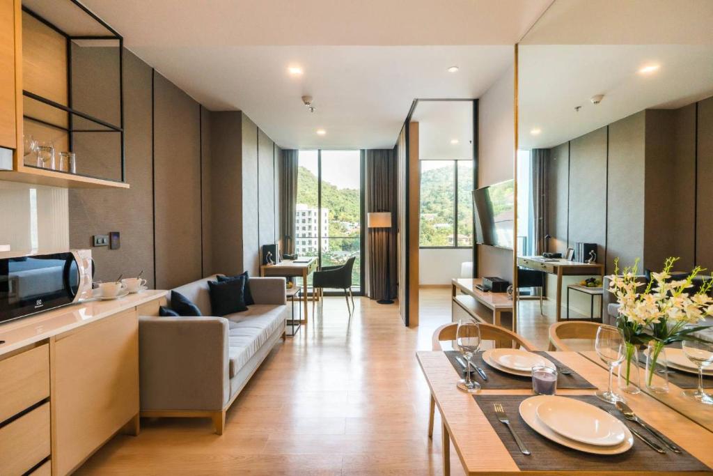 Posezení v ubytování Arize Hotel Sri Racha