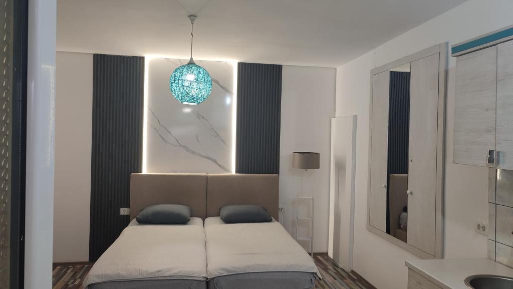 Φωτογραφία από το άλμπουμ του V&J apartments στην Ποντγκόριτσα