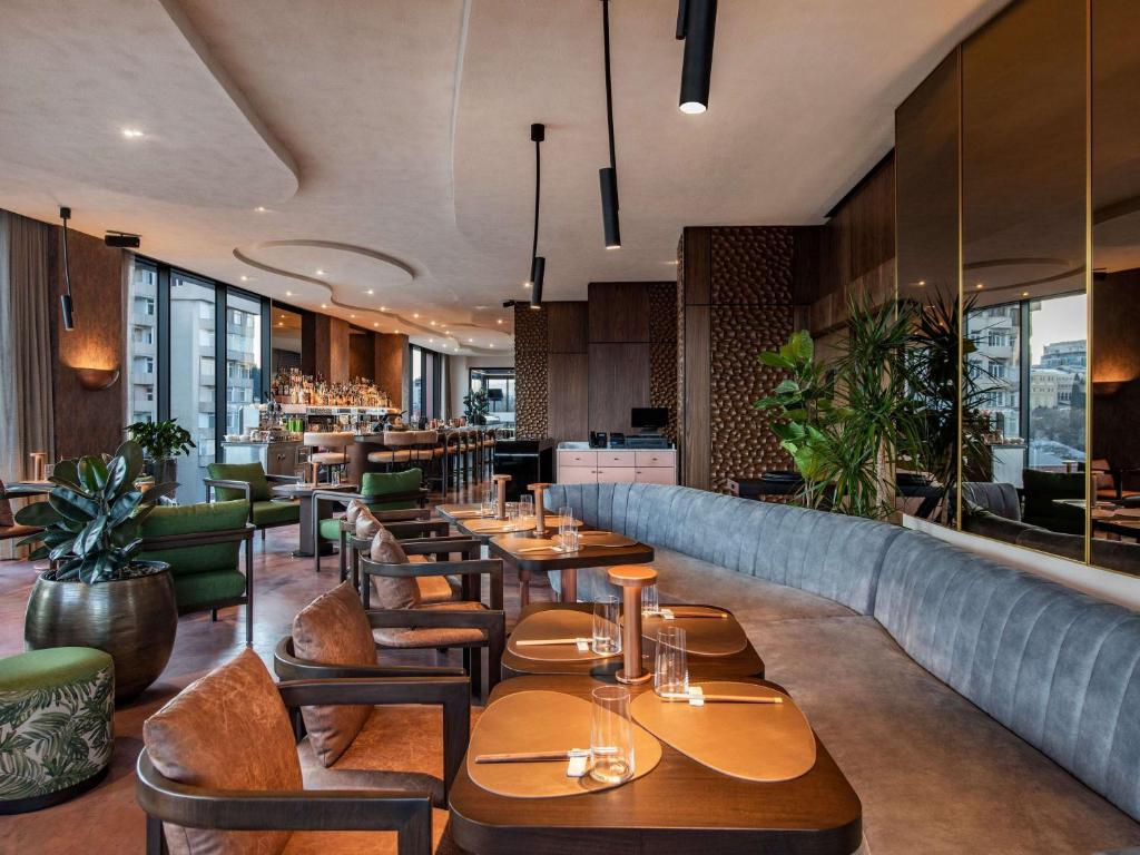 Posezení v ubytování Swissôtel Tbilisi