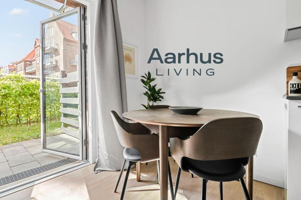 Fotografie z fotogalerie ubytování Peaceful studio apartment v destinaci Arhus