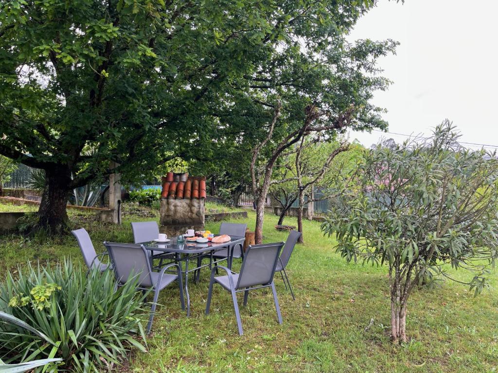 Zahrada ubytování A Casiña Casa Rural en la Ribeira Sacra Galicia