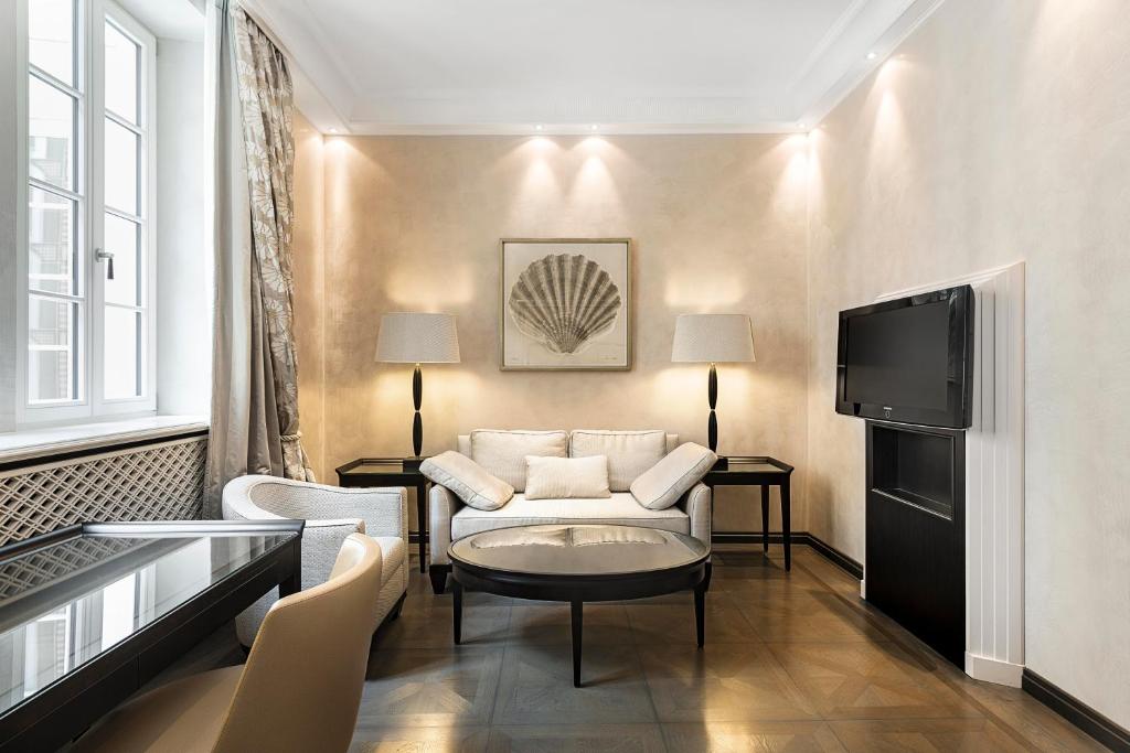 Hotel Bayerischer Hof - The Leading Hotels of the World - Juniorsuite