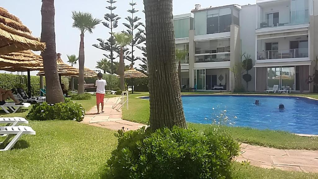 Bazén v ubytování Appartement au Bord de la Mer nebo v jeho okolí