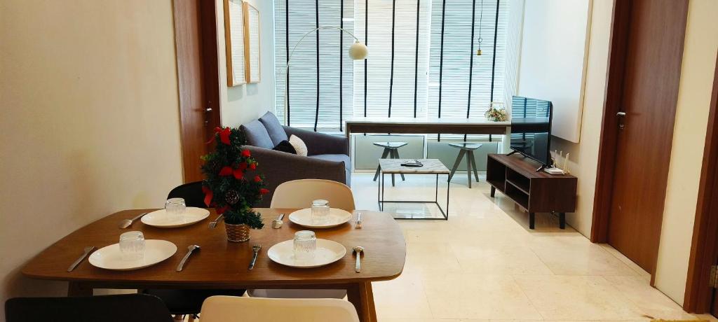 Posezení v ubytování Sky Suites KLCC Apartment by Family Room Stay