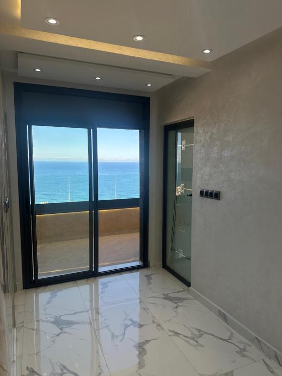 Nespecifikovaný výhled na moře nebo výhled na moře při pohledu z apartmánu