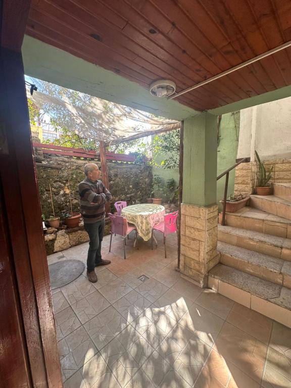 A balcony or terrace at Kont Pension