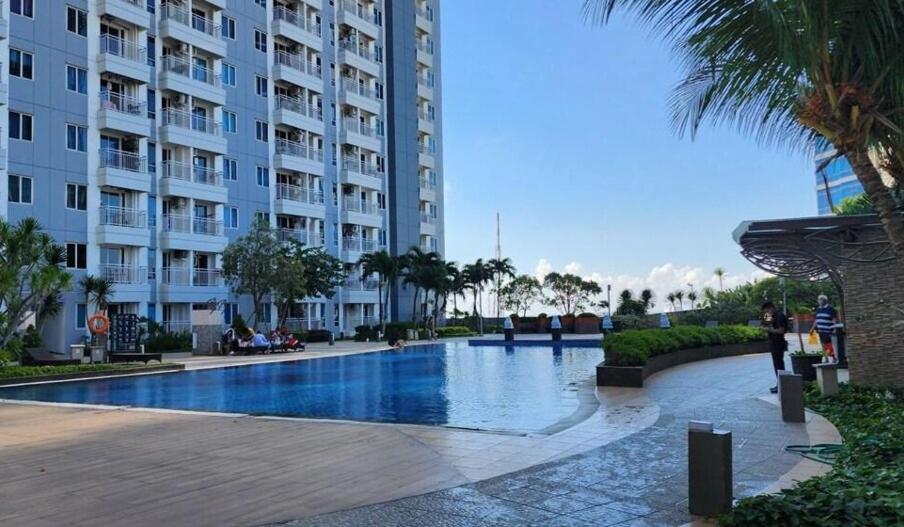 Bazén v ubytování Pakuwon Orchard Tanglin Surabaya nebo v jeho okolí