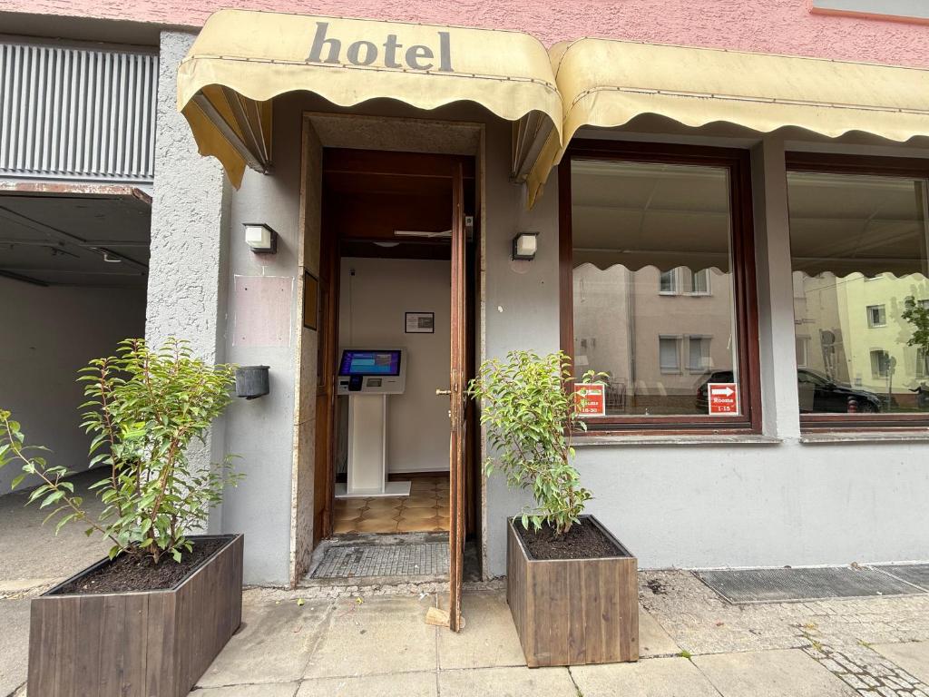 Hafner Hotel Apartment Self Check-In Anytime - Resim 21