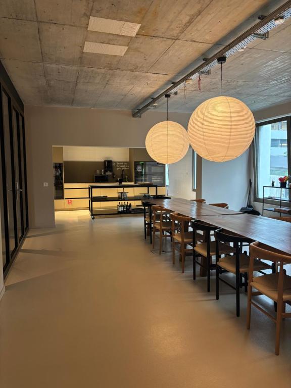 City Pop 2Night Basel - Self check-in - Resim 32