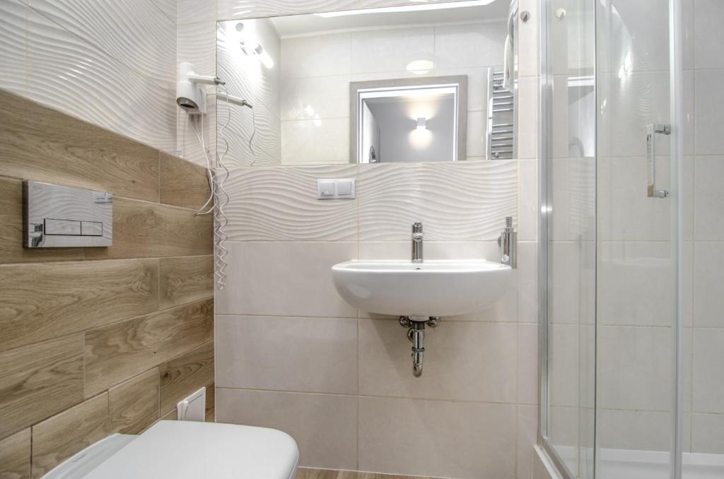 Marina Mielno z widokiem na jezioro - 5