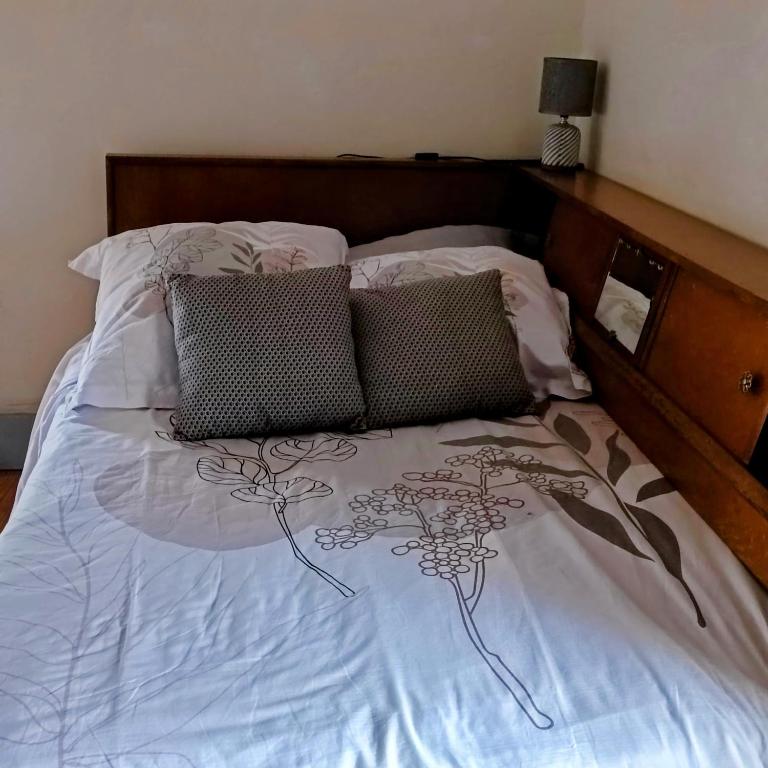 Postel nebo postele na pokoji v ubytování Baladous