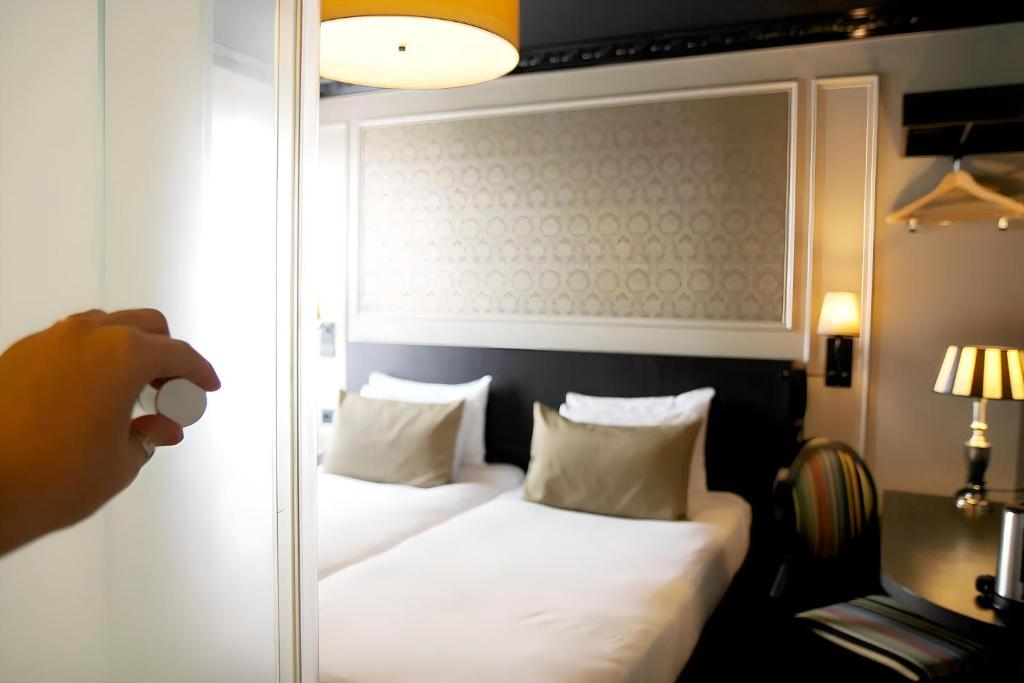 Hôtel Le Montmartre Saint Pierre - Resim 38