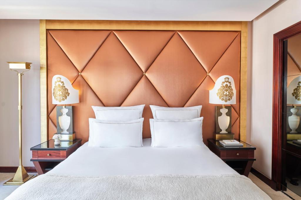 Hôtel Barrière Fouquet's Paris - Resim 21