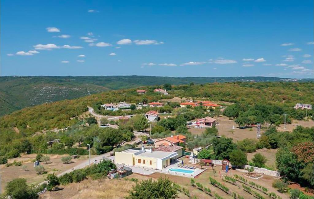 Un paisaje natural cerca de la casa vacacional