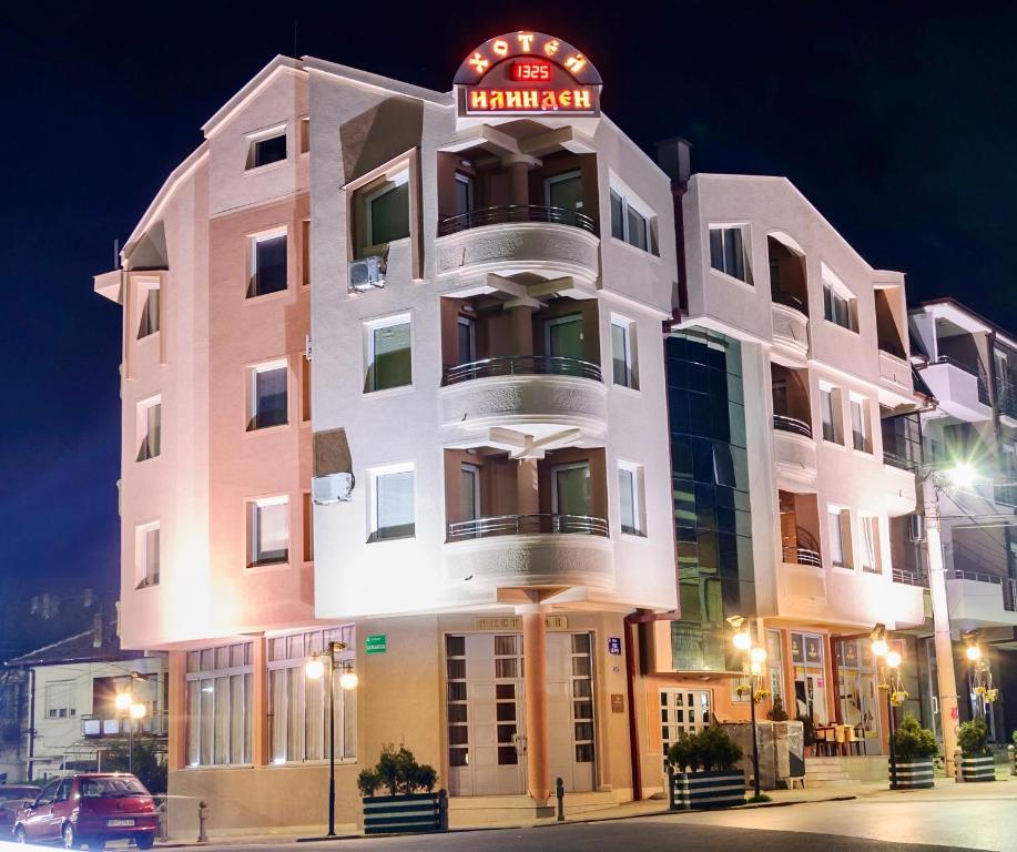 Budova, kde se hotel nachází