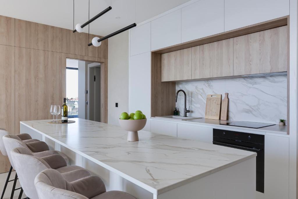 Apartina Boutique Suites - 海景两卧室公寓 - 带露台