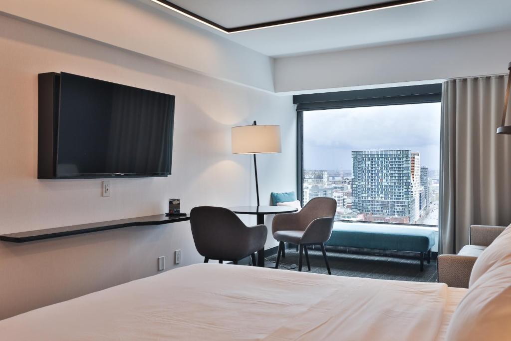 
Superior King Room with Sofa Bed
