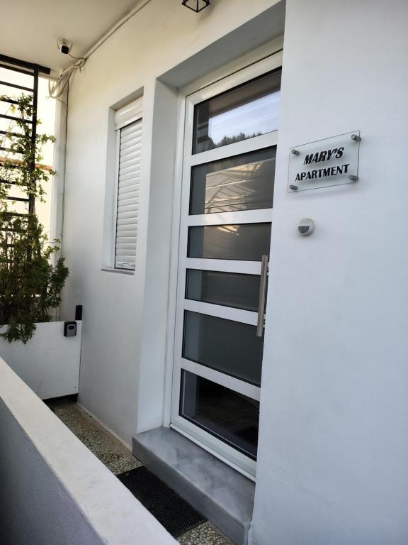 Fotografie z fotogalerie ubytování ΤΟ ΔΙΑΜΕΡΙΣΜΑ ΤΗΣ ΜΑΙΡΗΣ or MARY'S APARTMENT v destinaci Paradeísion