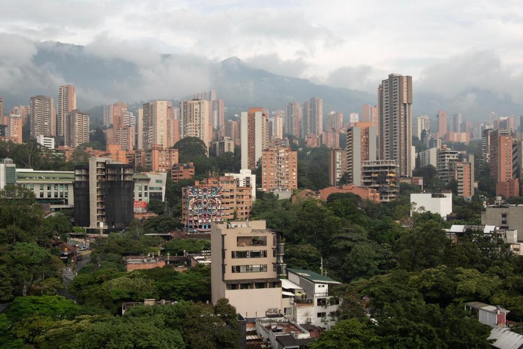 Nespecifikovaný výhled na destinaci Medellín nebo výhled na město při pohledu z hotelu