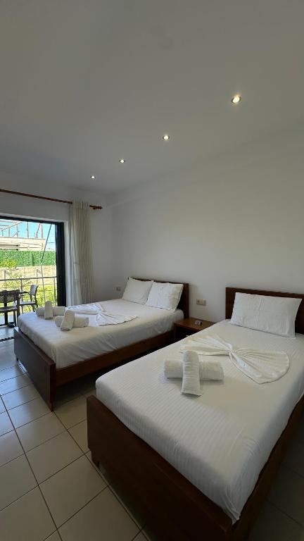 Enelia Apartments