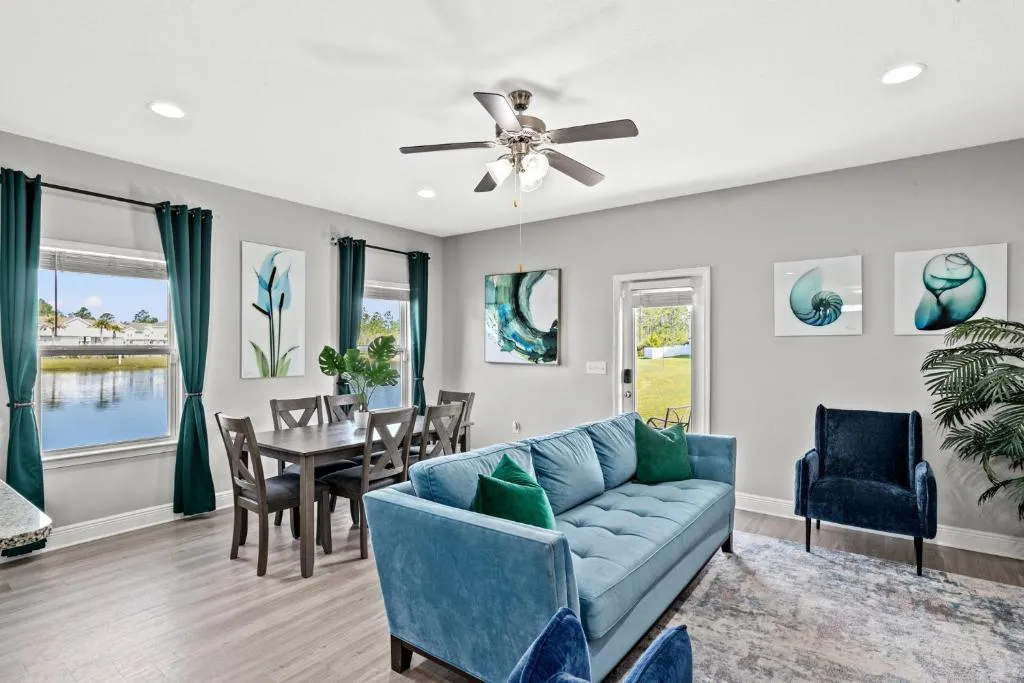 NEW 3BRs - Renovated - Waterfront - Game Room - 8mins to Beach