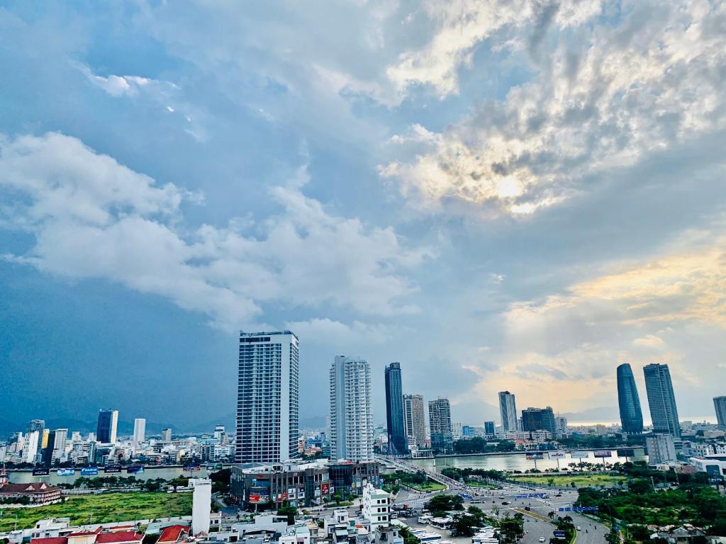 Nespecifikovaný výhled na destinaci Danang nebo výhled na město při pohledu z hotelu