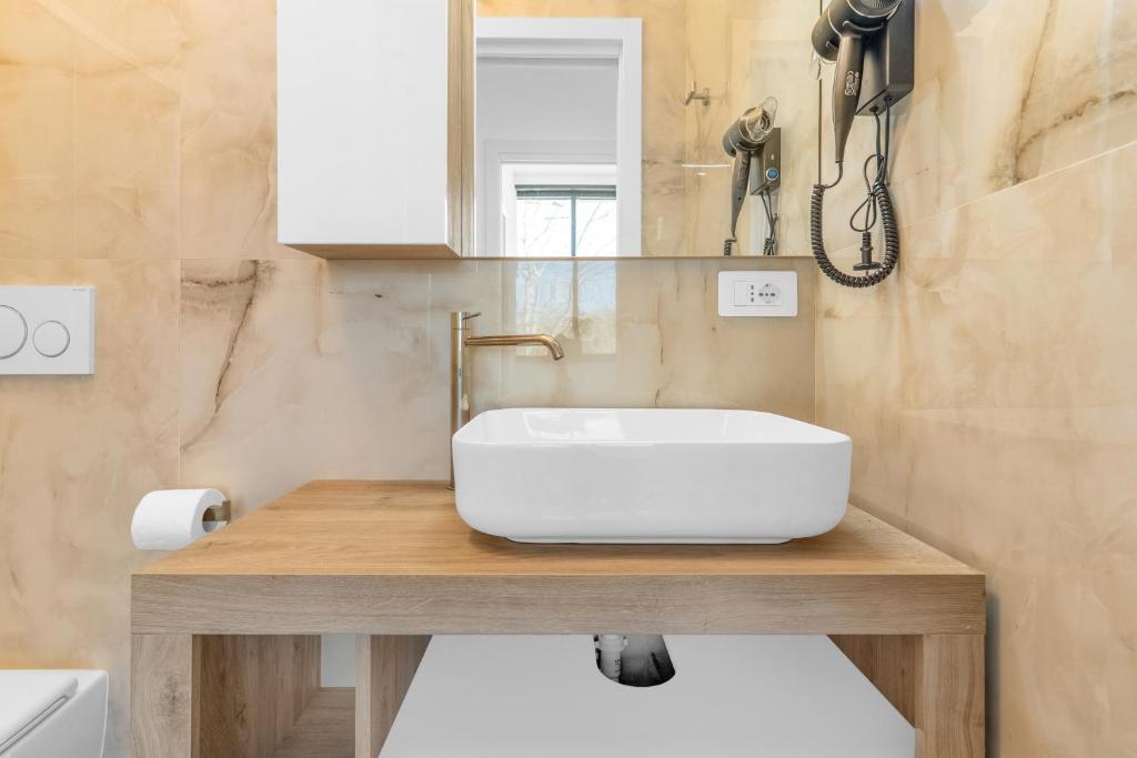 Ponale Suites Foresteria Lombarda - Resim 30