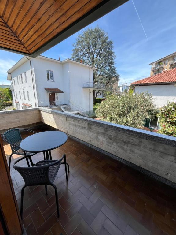 Balkón nebo terasa v ubytování Bella Vita Guesthouse -parcheggio privato interno