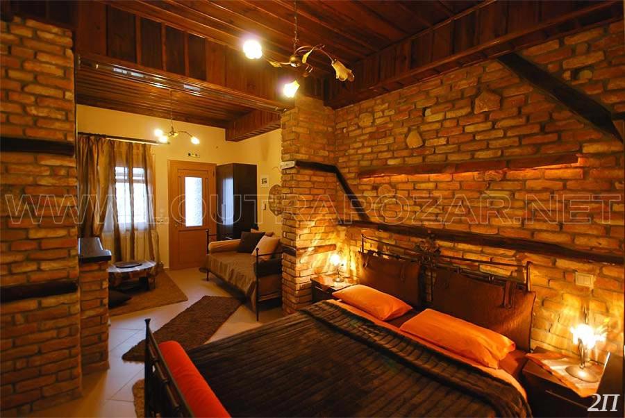 Pansion Anastasia - Deluxe Triple Room