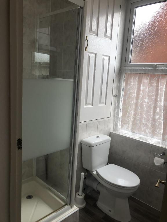 Spindrift Guest house - Double Room With Private Bathroom