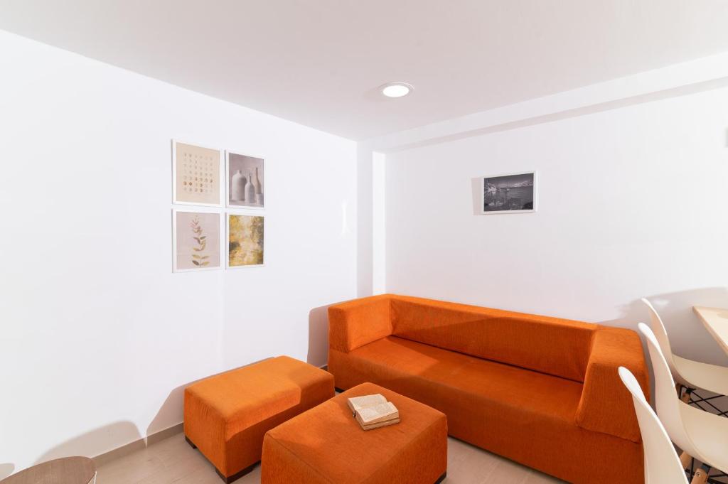 A seating area at Nikkon summer home