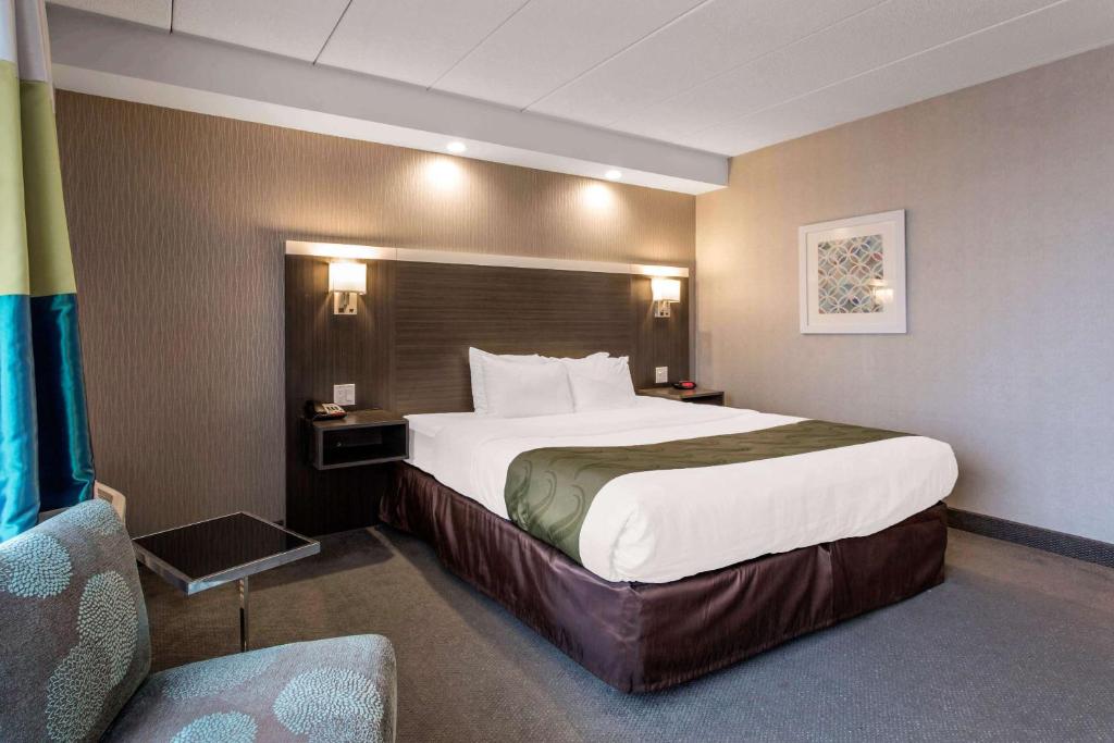 Quality Inn West Springfield photo