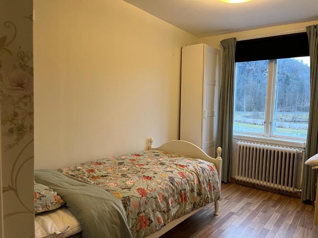Postel nebo postele na pokoji v ubytování Kvistrom Inn - Kviströms Gästgiveri