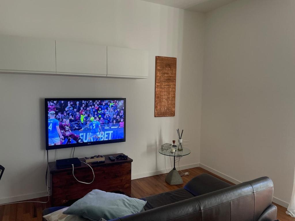 Luxury Apartament near Rho Fieramilano ,San siro and ippodromo of milan
