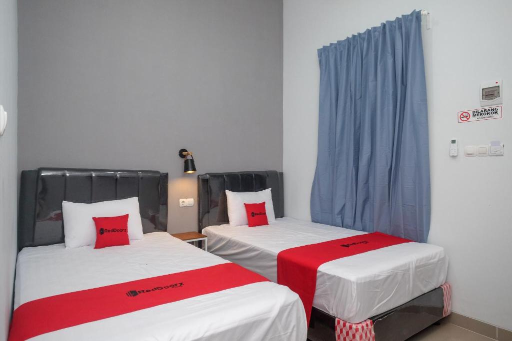 RedDoorz Plus near Alun Alun Kota Blora - Camera Doppia