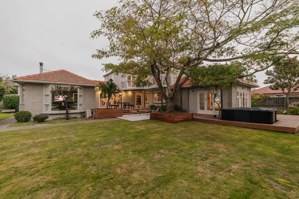 Family Oasis - Deck Garden & Space - Resim 12