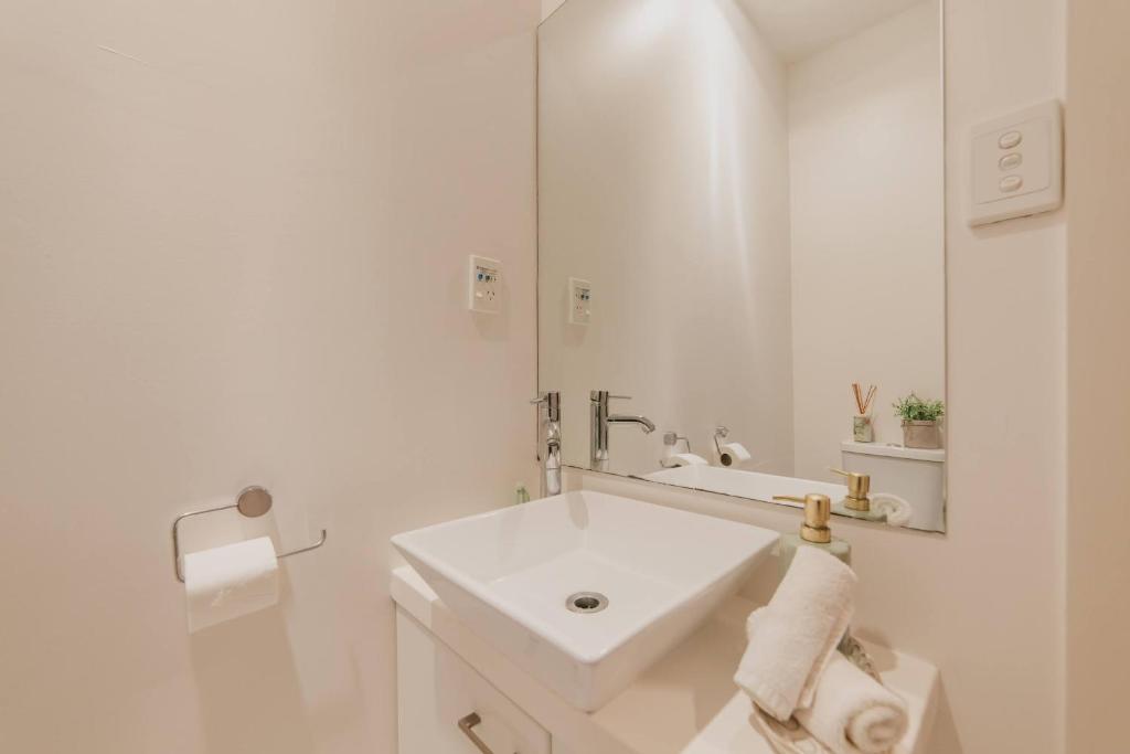 Family Oasis - Deck Garden & Space - Resim 32