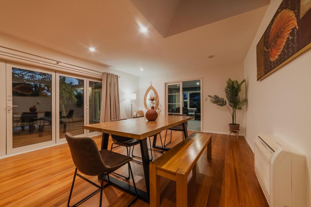 Family Oasis - Deck Garden & Space - Resim 37