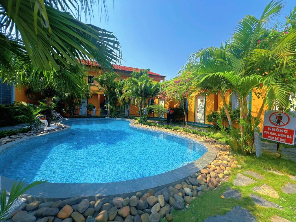 Hồ bơi trong/gần Lagom Ninh Bình Homestay