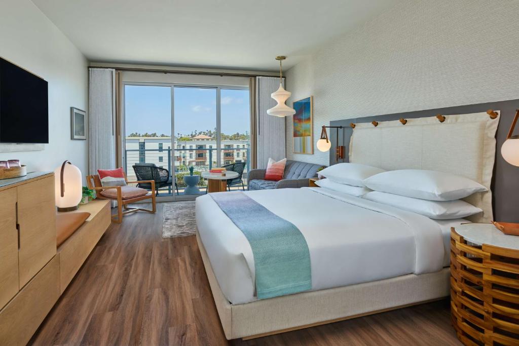 Mission Pacific Beach Resort, part of JdV by Hyatt - 