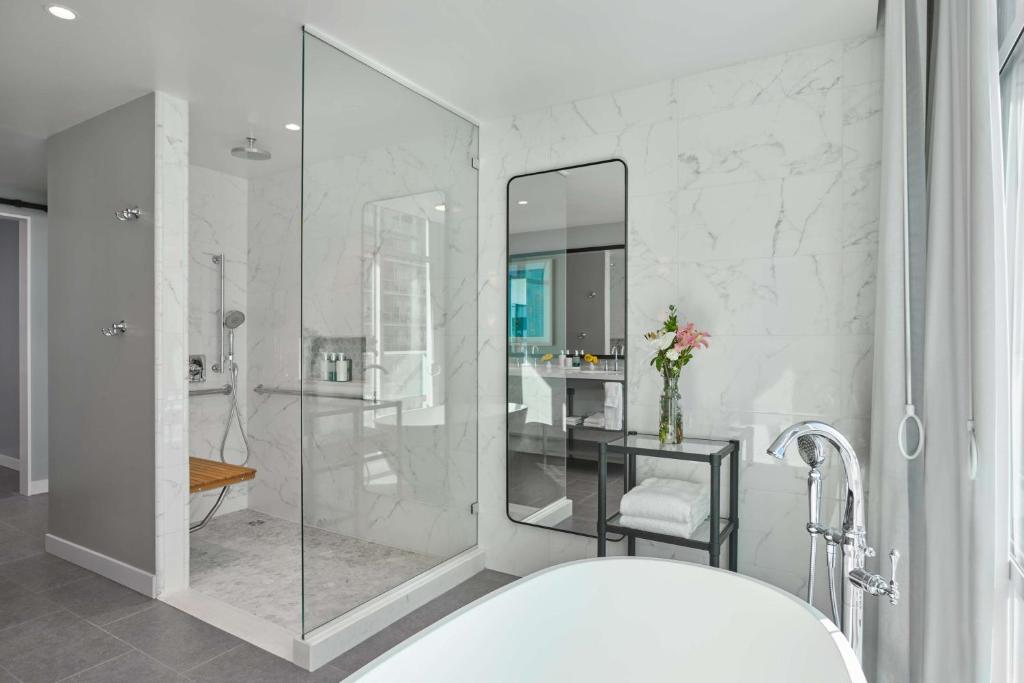 The Seabird Ocean Resort & Spa, Part of Destination Hotel by Hyatt - 