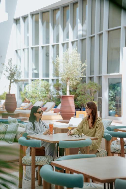 Hosté ubytování Dusit Thani Dubai