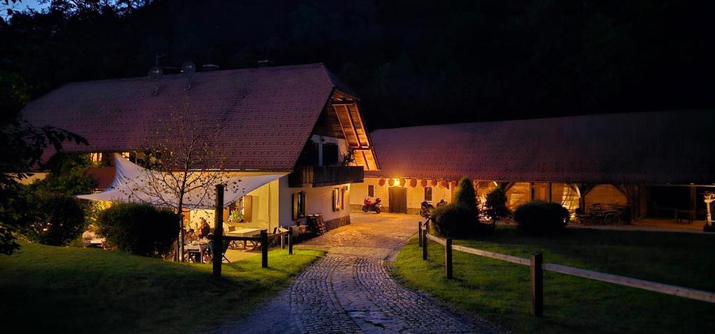 Zahrada ubytování Domačija Šeruga Countryside hotel