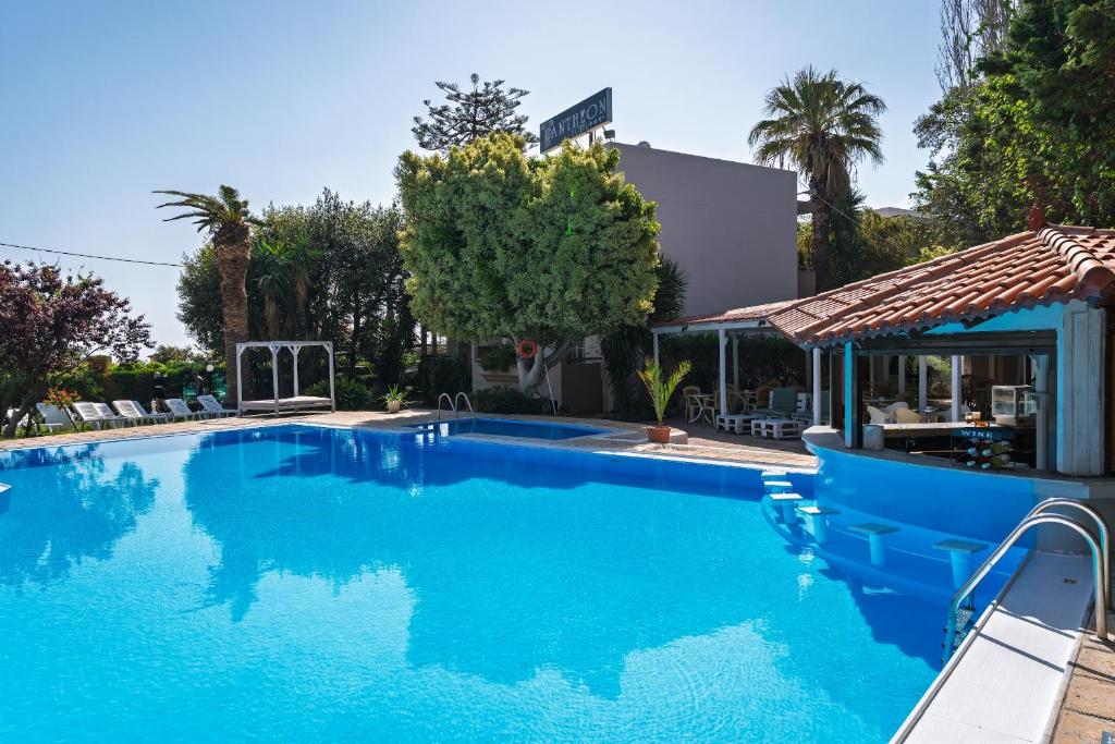 Pantheon Hotel - Resim 2