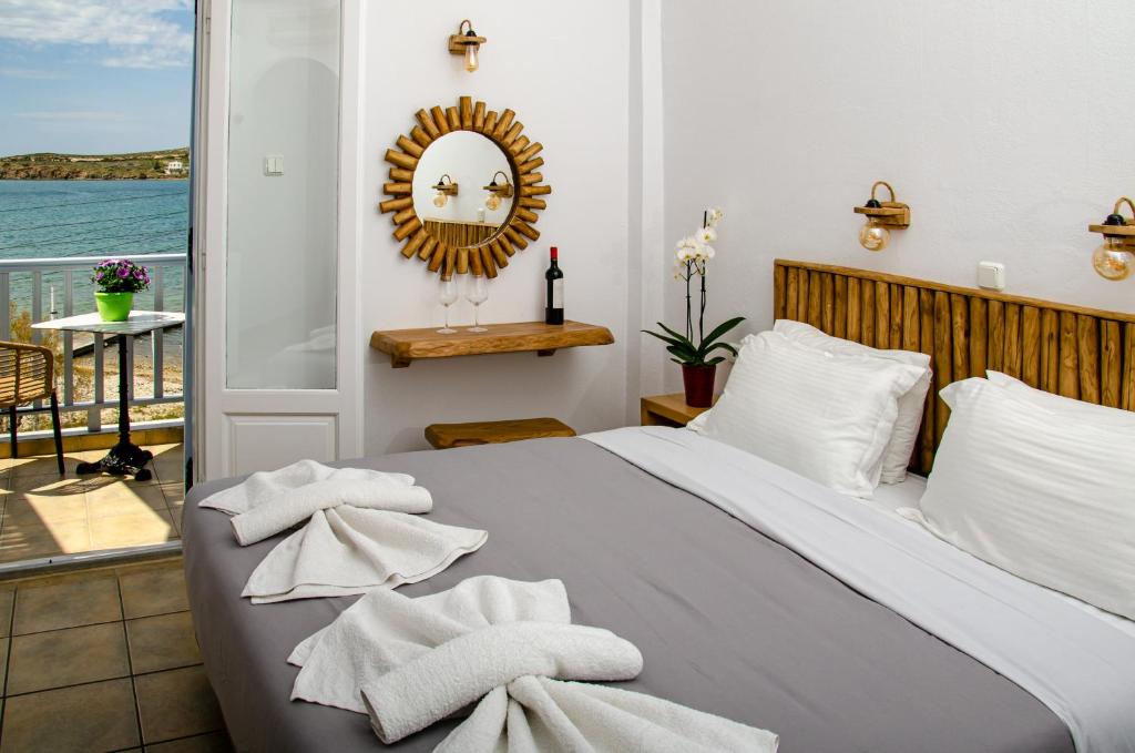 Postel nebo postele na pokoji v ubytování Hotel Livadia