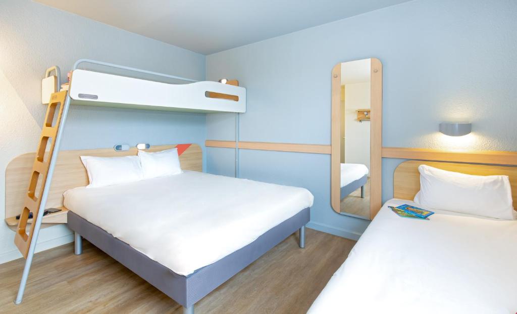 Cama o camas de una habitación en ibis budget Cavaillon